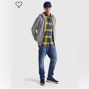 United Colors of Benetton mens square pocket distressed jeans